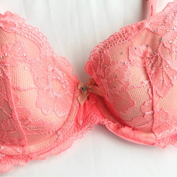 Victoria's Secret Body By Victoria Glam Gemstone Demi Wired Bra 🪸 Size 36B - Picture 4 of 7